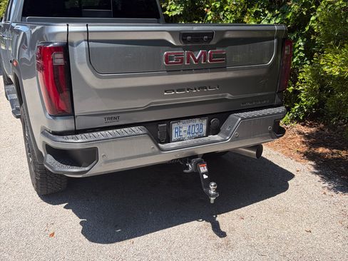 Used 2026 GMC Sierra 2500 Denali w/ Denali Reserve Package AWD/4WD image 4