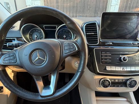 Used 2017 Mercedes-Benz GLE 350 4MATIC image 8