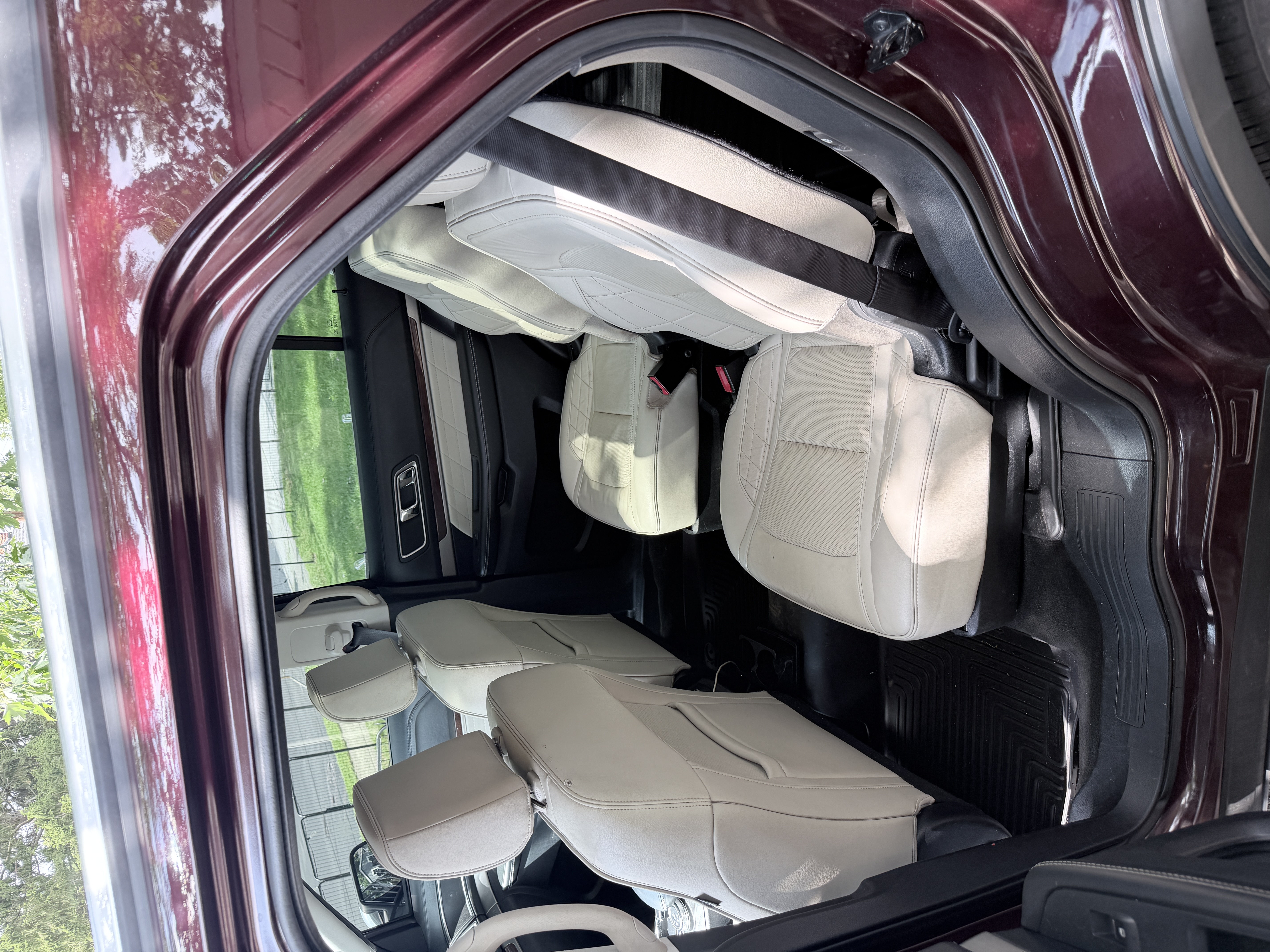 Used 2018 Ford Explorer Platinum AWD/4WD image 27
