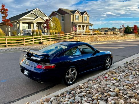 Used 2001 Porsche 911 Carrera RWD image 8
