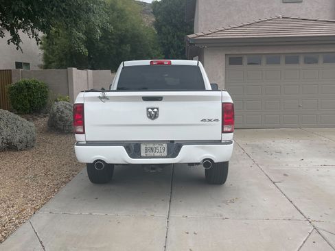 Used 2014 RAM 1500 Express image 5