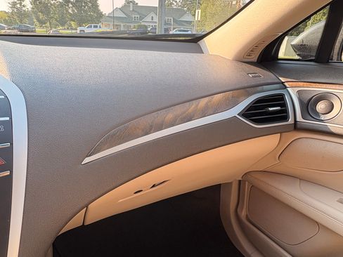 Used 2019 Lincoln MKZ Reserve w/ Reserve Plus Package FWD image 12