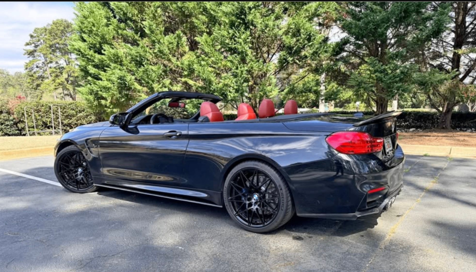 Used 2015 BMW M4 Convertible RWD image 1