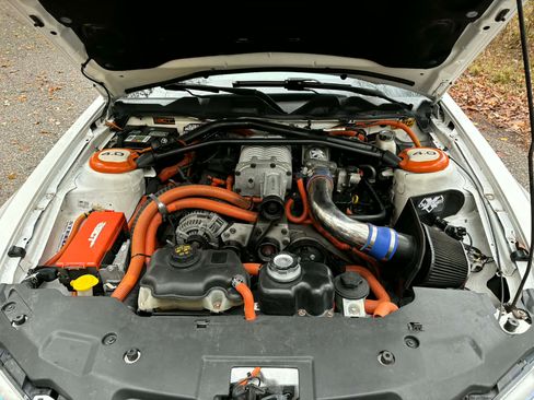 Used 2010 Ford Mustang Coupe image 6