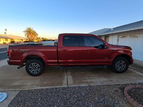 Used 2015 Ford F150 Lariat w/ Equipment Group 502A Luxury image 4