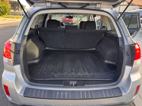 Used 2013 Subaru Outback 2.5i Premium w/ All-Weather Pkg image 15