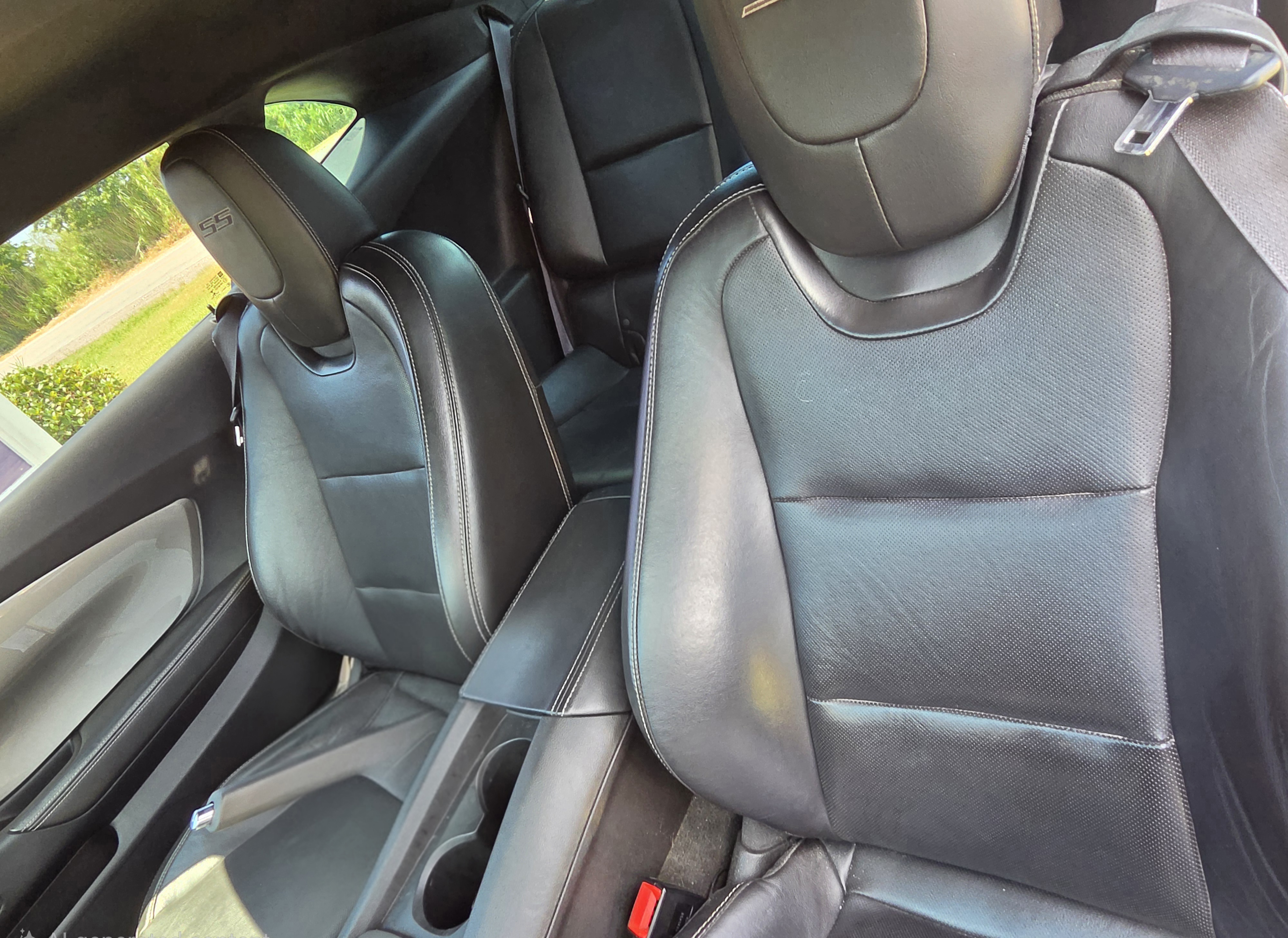 Used 2014 Chevrolet Camaro SS w/ RS Package RWD image 13