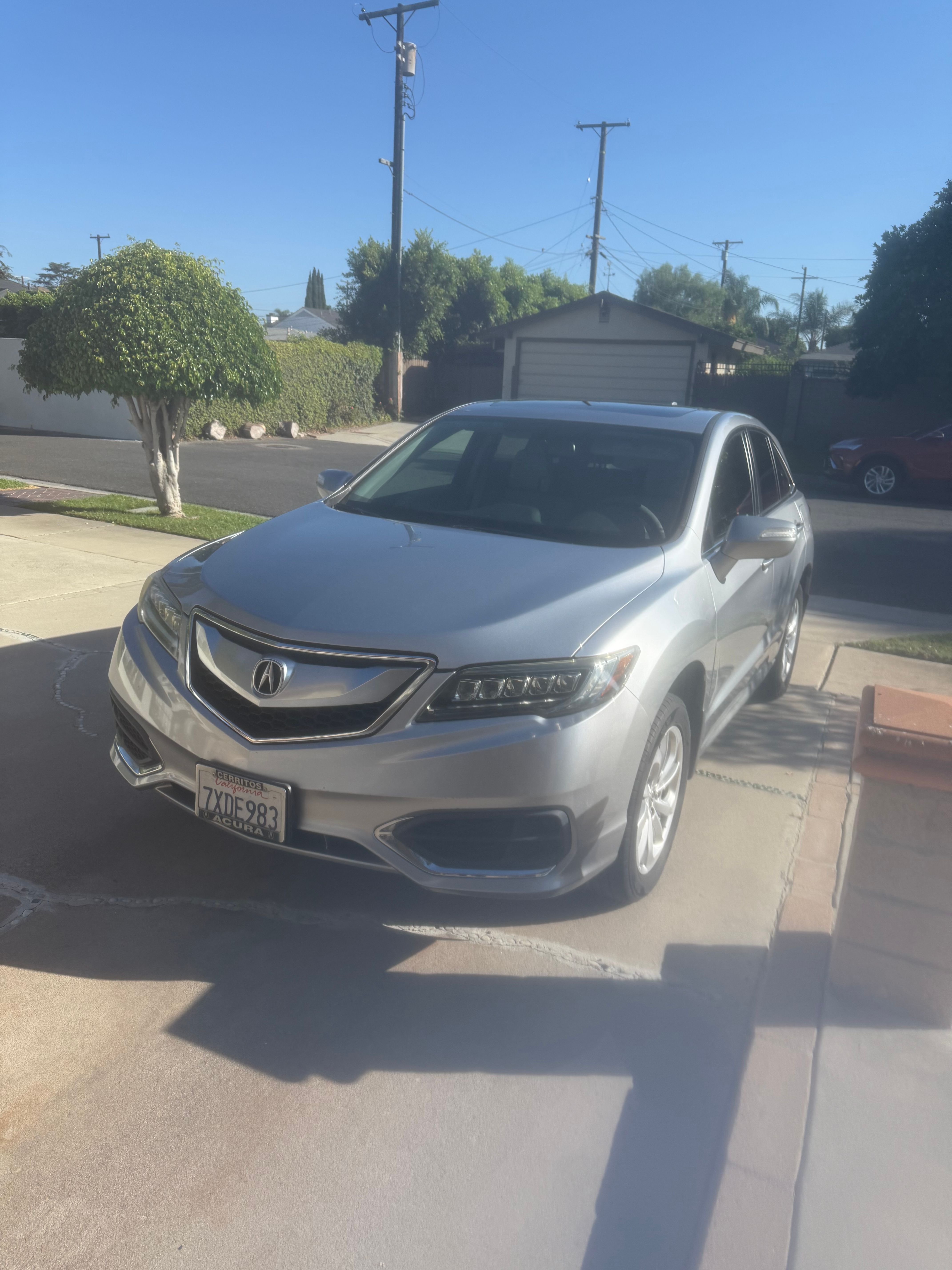 Used 2017 Acura RDX FWD image 2