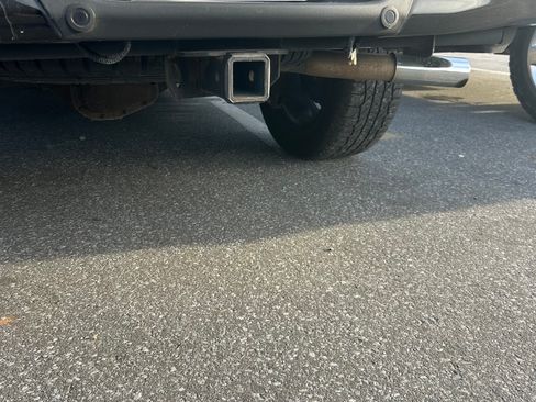 Used 2020 Ford F150 Lariat image 6