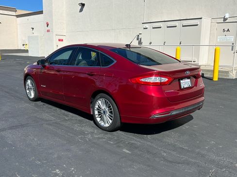 Used 2014 Ford Fusion SE w/ Equipment Group 502A image 5