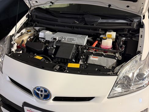 Used 2012 Toyota Prius Two image 4