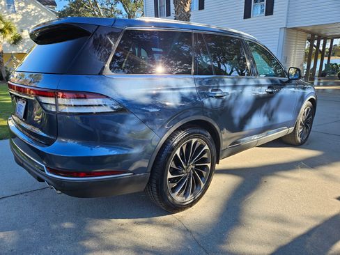 Used 2020 Lincoln Aviator Reserve w/ Equipment Group 202A image 8
