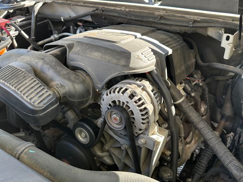 Used 2011 Chevrolet Tahoe LT image 4