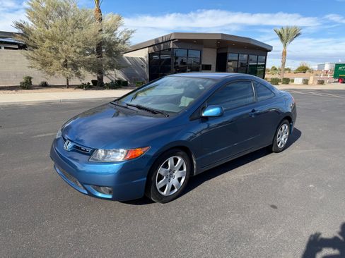 Used 2008 Honda Civic LX image 1