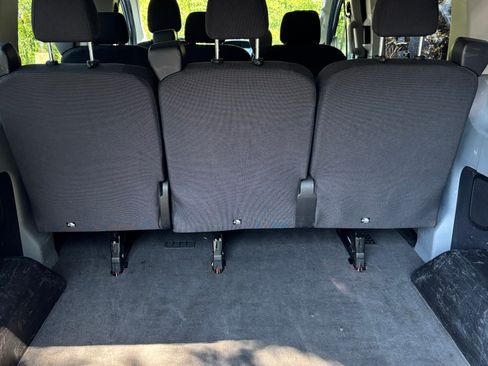 Used 2015 Ford Transit 150 XLT RWD image 9