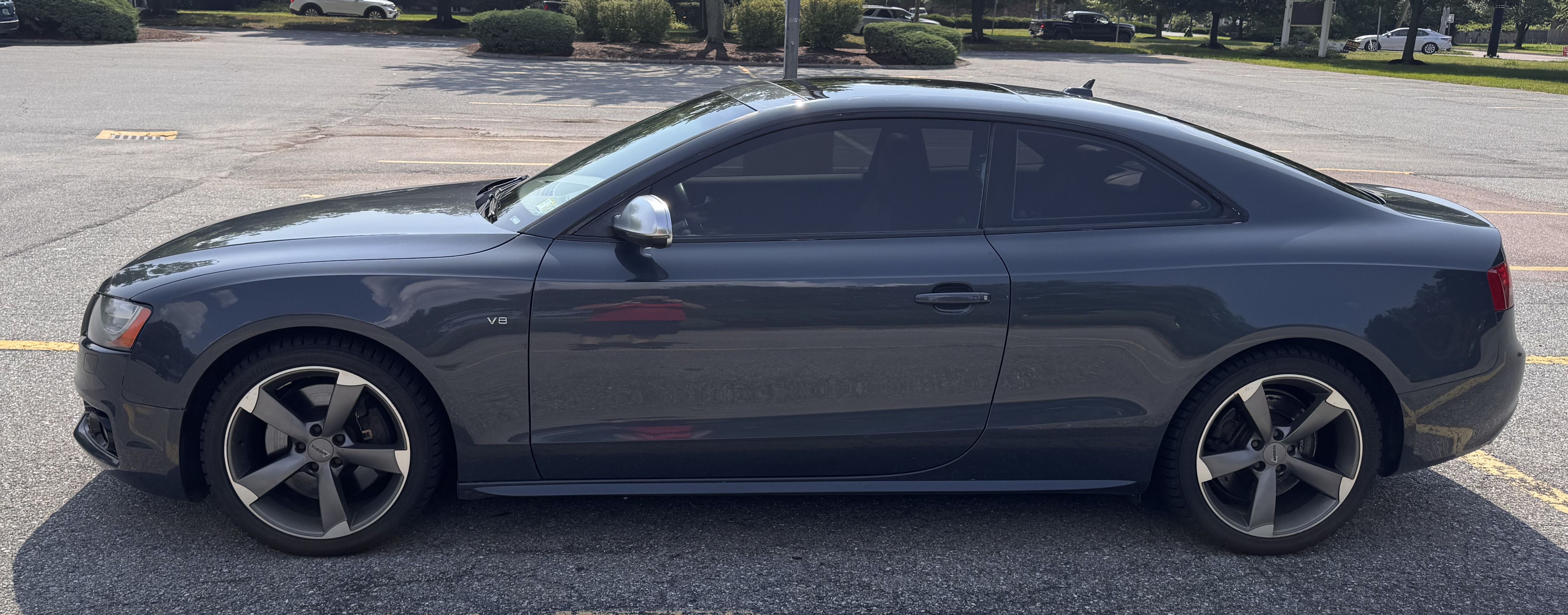Used 2010 Audi S5 Prestige AWD/4WD image 2