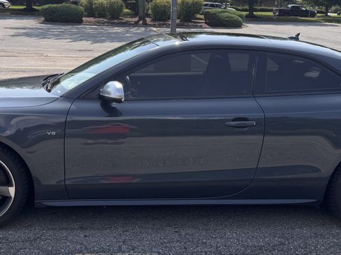 Used 2010 Audi S5 Prestige AWD/4WD image 2