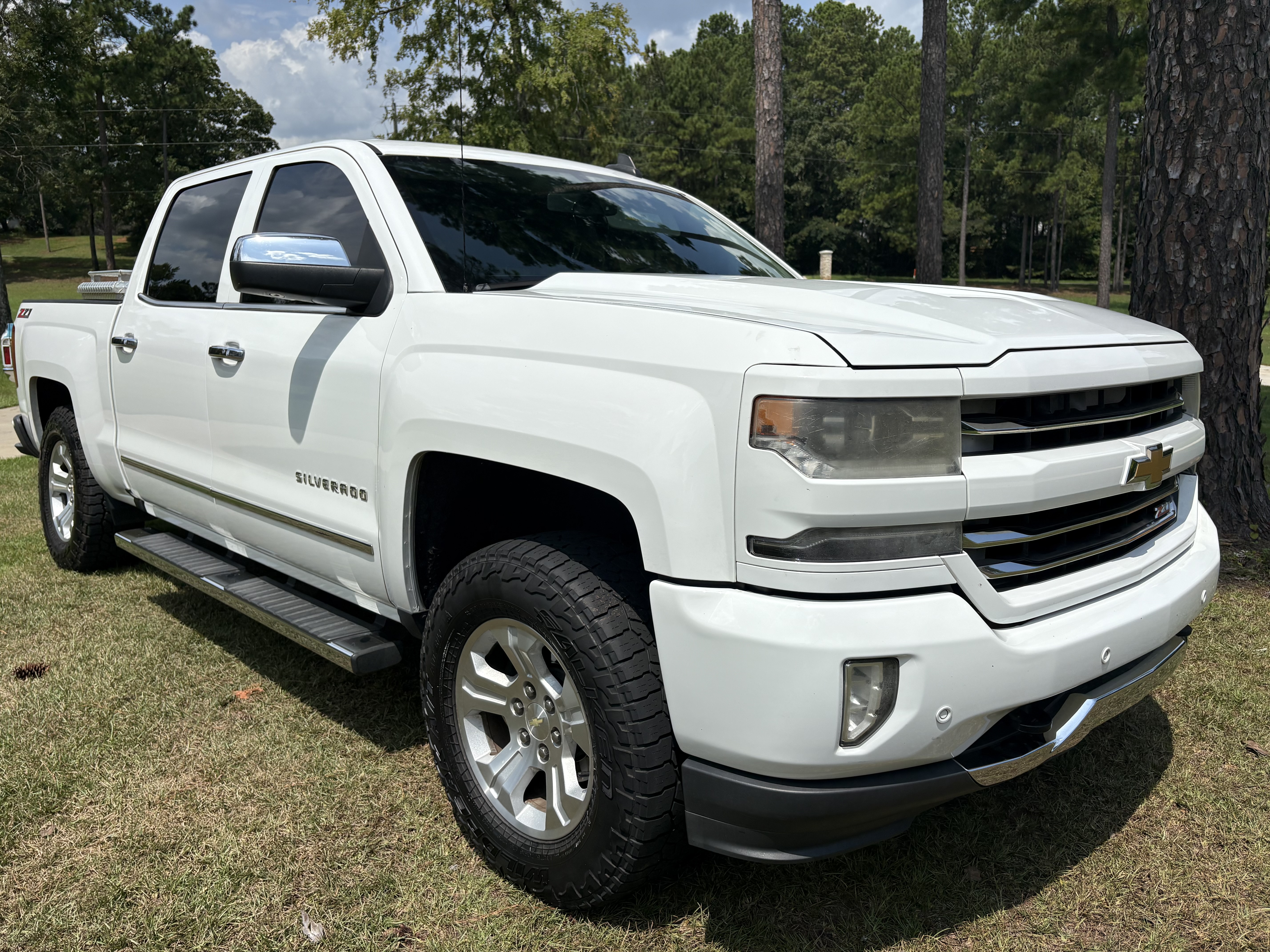 Used 2016 Chevrolet Silverado 1500 LTZ Z71 w/ LTZ Plus Package AWD/4WD image 1