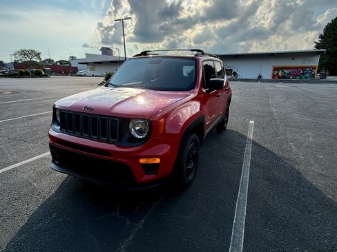 Used 2019 Jeep Renegade Sport AWD/4WD image 1