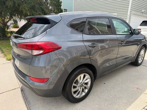 Used 2016 Hyundai Tucson SE w/ Option Group 02 FWD image 5