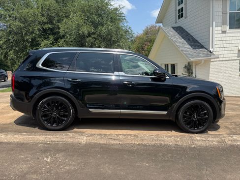 Used 2021 Kia Telluride SX w/ Towing Package FWD image 4