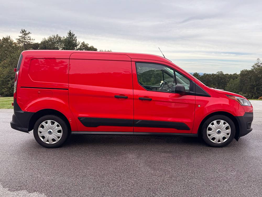 Used 2022 Ford Transit Connect XL FWD image 8