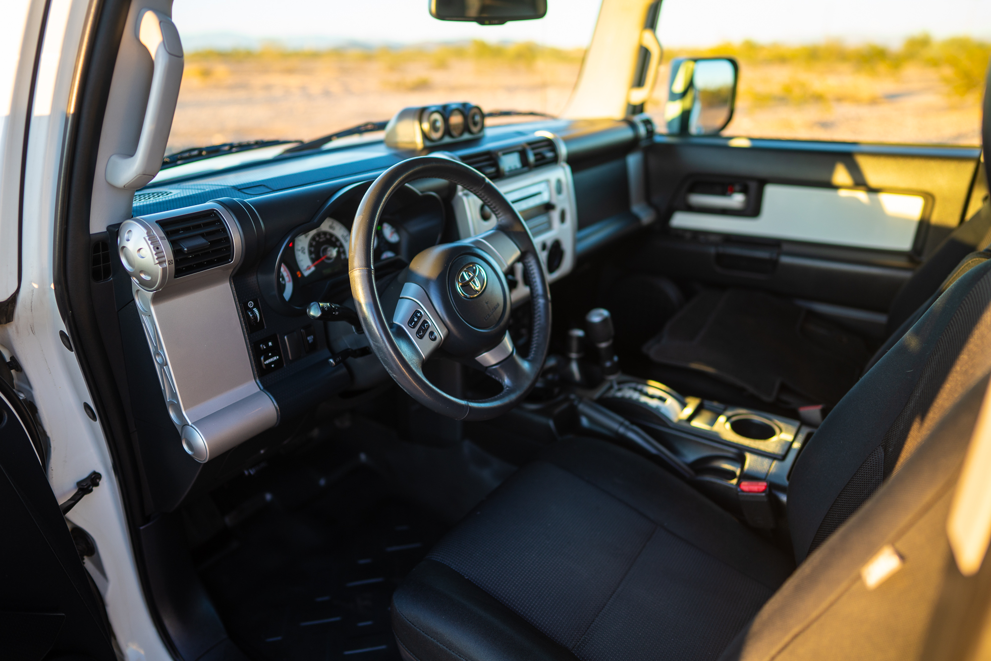 Used 2010 Toyota FJ Cruiser 4WD image 19
