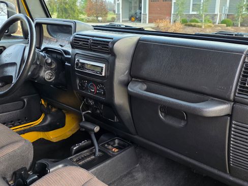 Used 2004 Jeep Wrangler X w/ Wheel Plus Group image 16