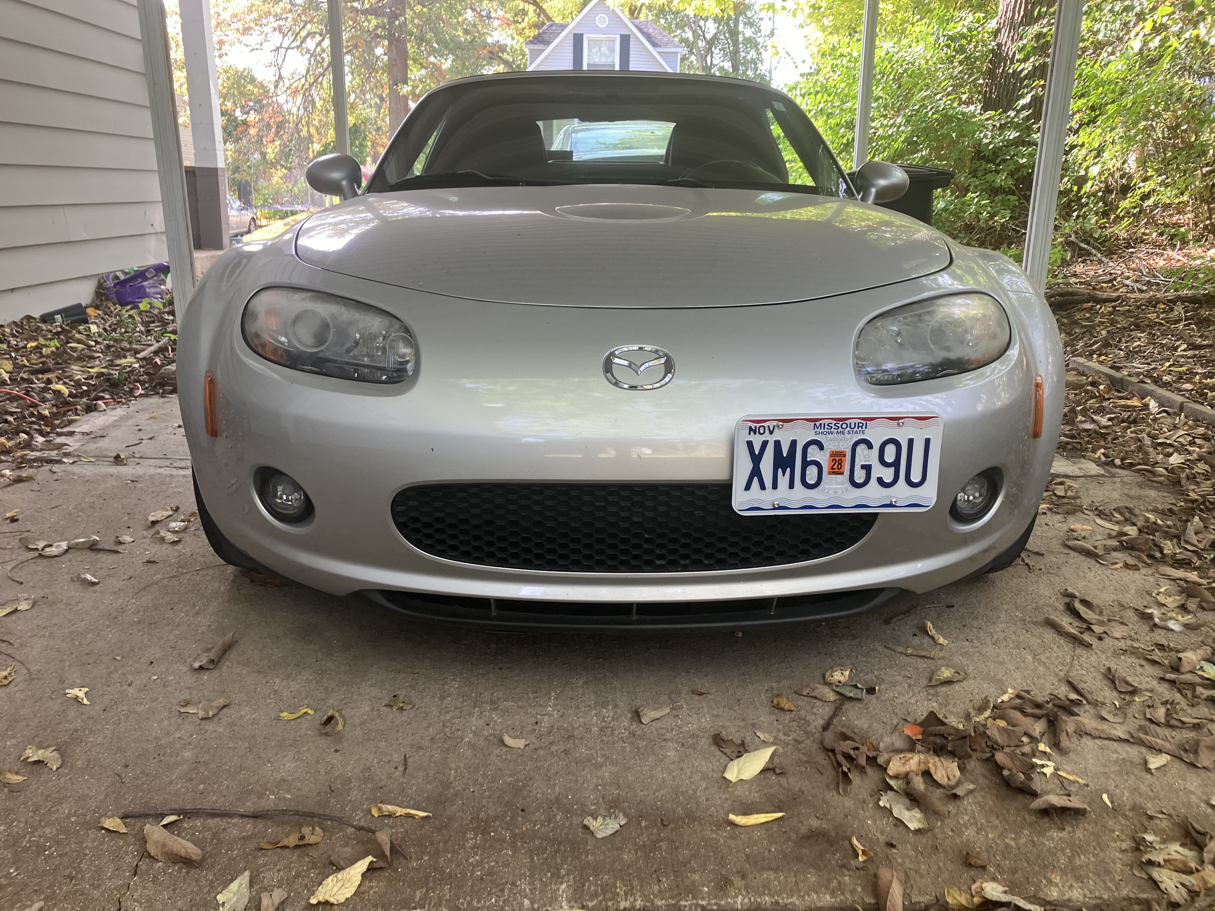 Used 2006 MAZDA MX-5 Miata Touring RWD image 2