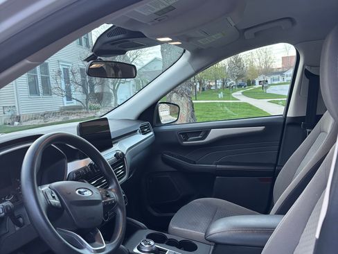 Used 2022 Ford Escape SE AWD/4WD image 5