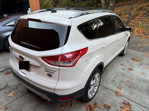 Used 2013 Ford Escape Titanium w/ Parking Technology Pkg image 6