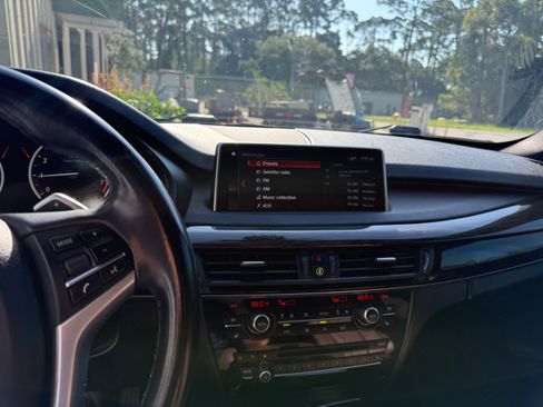Used 2018 BMW X5 xDrive35i AWD/4WD image 8