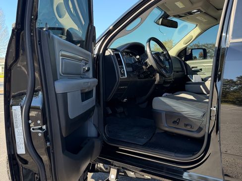 Used 2015 RAM 2500 Big Horn image 10