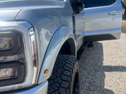 Used 2024 Ford F250 Lariat w/ Lariat Ultimate Package AWD/4WD image 15
