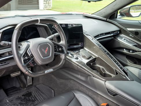 Used 2024 Chevrolet Corvette Z06 w/ Z07 Performance Package image 8