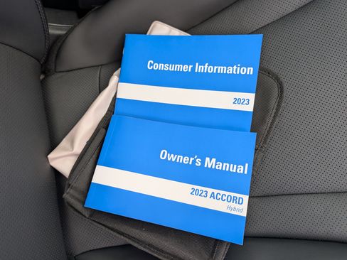 Used 2023 Honda Accord Touring image 16