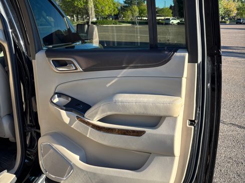 Used 2015 GMC Yukon XL Denali w/ Touring Package image 24