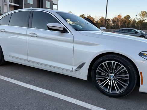 Used 2019 BMW 530i w/ Convenience Package image 5