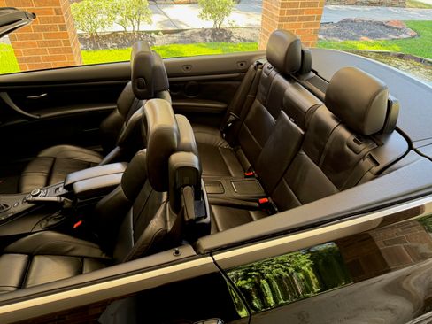 Used 2009 BMW M3 Convertible image 14