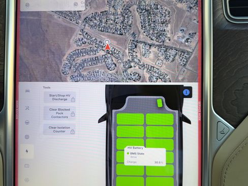 Used 2017 Tesla Model X 100D image 18