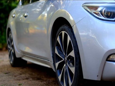 Used 2016 Nissan Maxima SR image 4