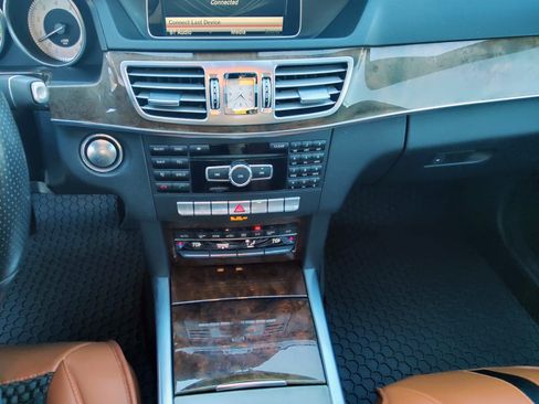 Used 2014 Mercedes-Benz E 350 Sedan image 18
