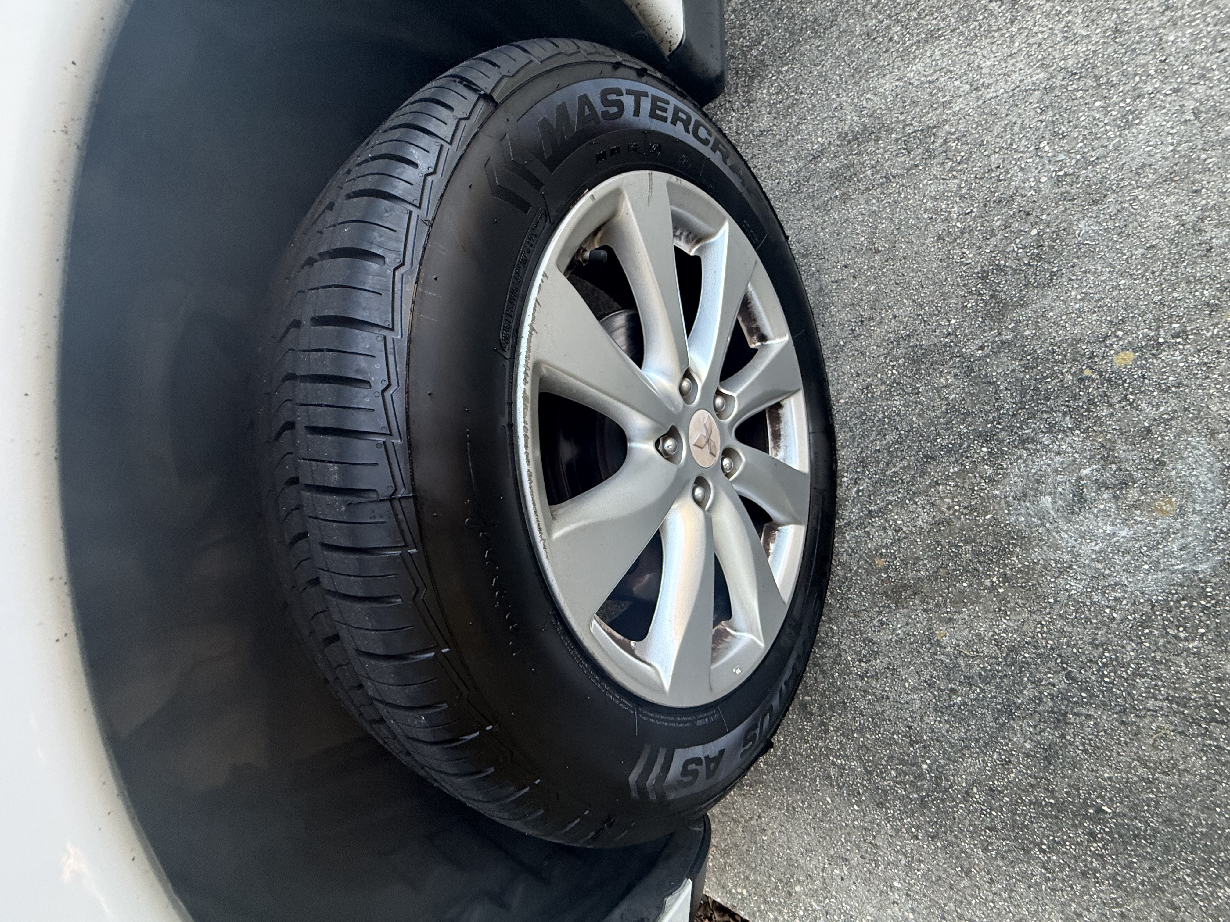 Used 2015 Mitsubishi Outlander Sport ES FWD image 12