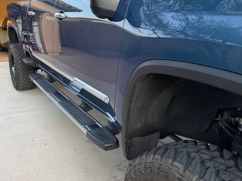 Used 2024 Chevrolet Silverado 2500 High Country w/ Technology Package AWD/4WD image 19