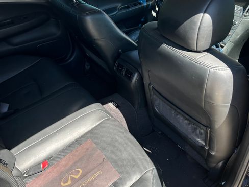 Used 2013 INFINITI G37 Journey RWD image 12