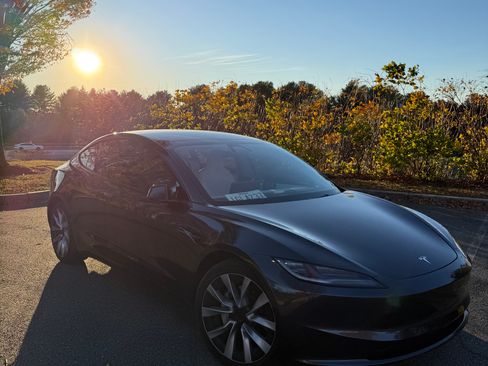 Used 2024 Tesla Model 3 Long Range image 8