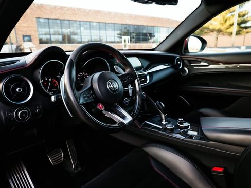 Used 2018 Alfa Romeo Stelvio Quadrifoglio w/ Driver Assist Dynamic Package image 6
