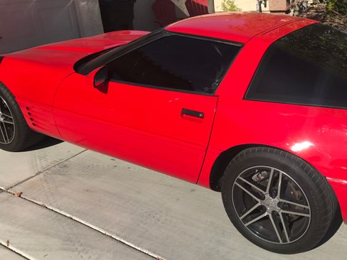 Used 1994 Chevrolet Corvette Coupe RWD image 20