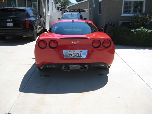 Used 2005 Chevrolet Corvette Coupe w/ Preferred Equipment Group image 4