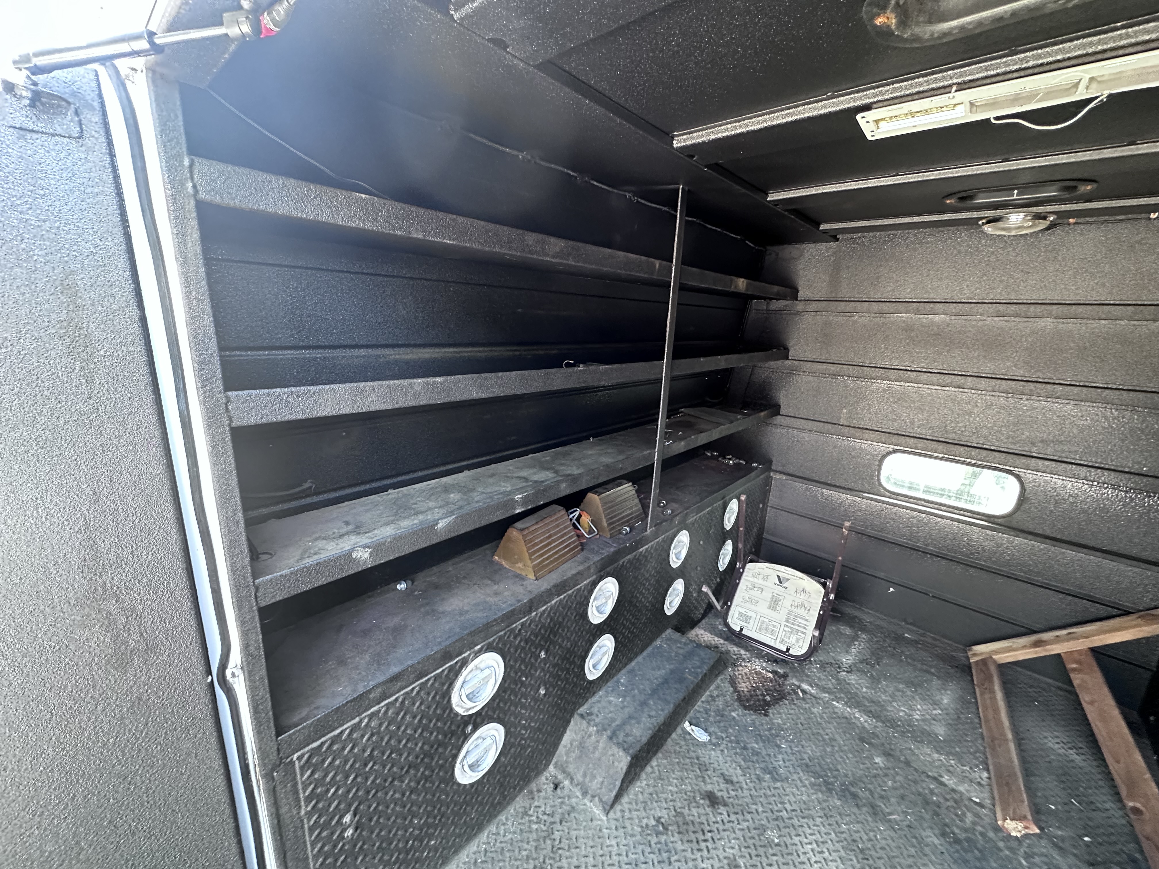 Used 2006 Ford F450 4x4 Crew Cab Super Duty image 17